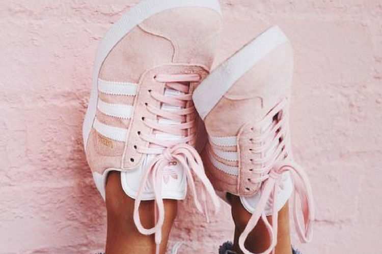 7 pairs of pink sneakers to make everyone jealous