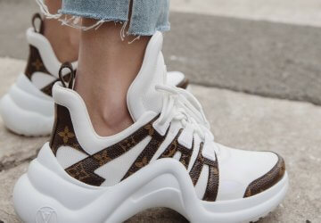 Leave it to Instagram girls to show us the trendiest sneakers at the moment.