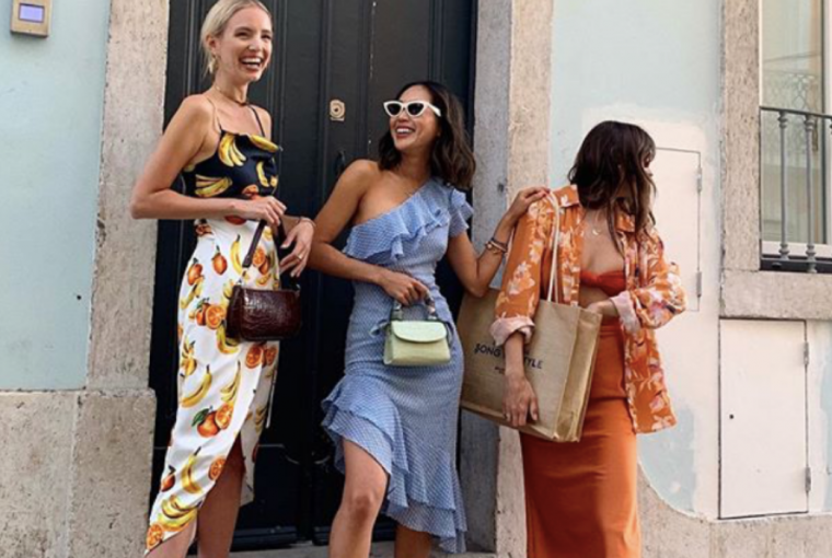 Whether you eed some inspiration on how to style your trusty summer sandals or you're just looking for tips which pair to buy