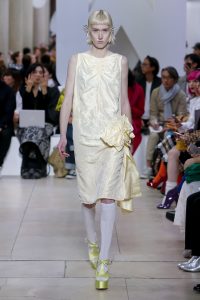 In the current season's fashion scene a fresher but still delicate tone rigorously the egg-yolk yellow fights for the title color of Summer 2019.