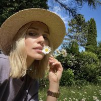 Fashion girls on Instagram who serve as a source of inspiration for the acquisition and application of the best summer accessory - the hat.