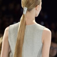 Summer is here and our hair calls for rest from styling and heat, so pony tail is coming to the rescue. Easy yet chic, we share 7 ideas to inspire you.